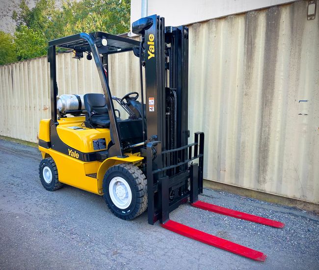2018 YALE GLP050MX 32 - Image 2
