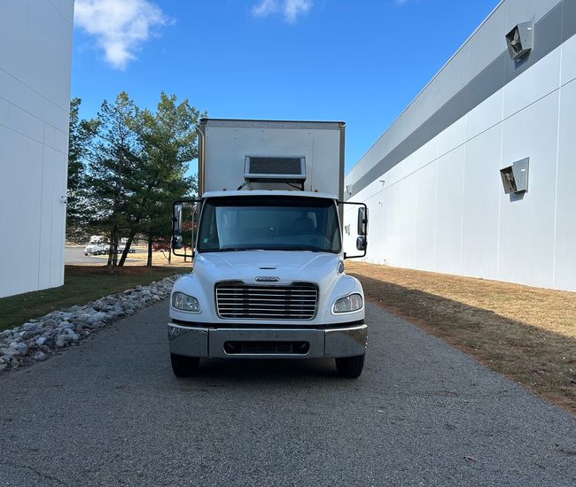 2017 FREIGHTLINER BUSINESS CLASS M2 106 - Image 8