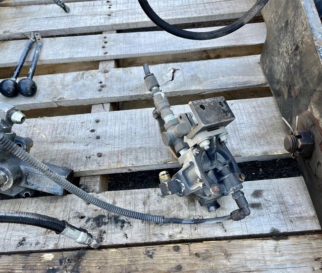 2010 DIVERSIFIED FABRICATORS RW-1630 - Image 16