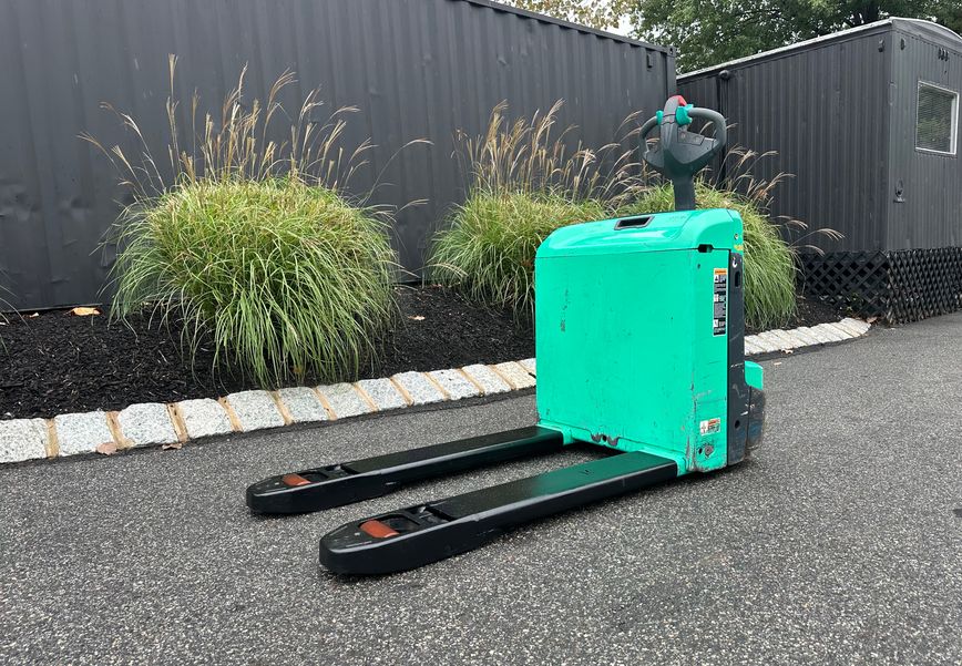 2023 MITSUBISHI PALLET JACK 